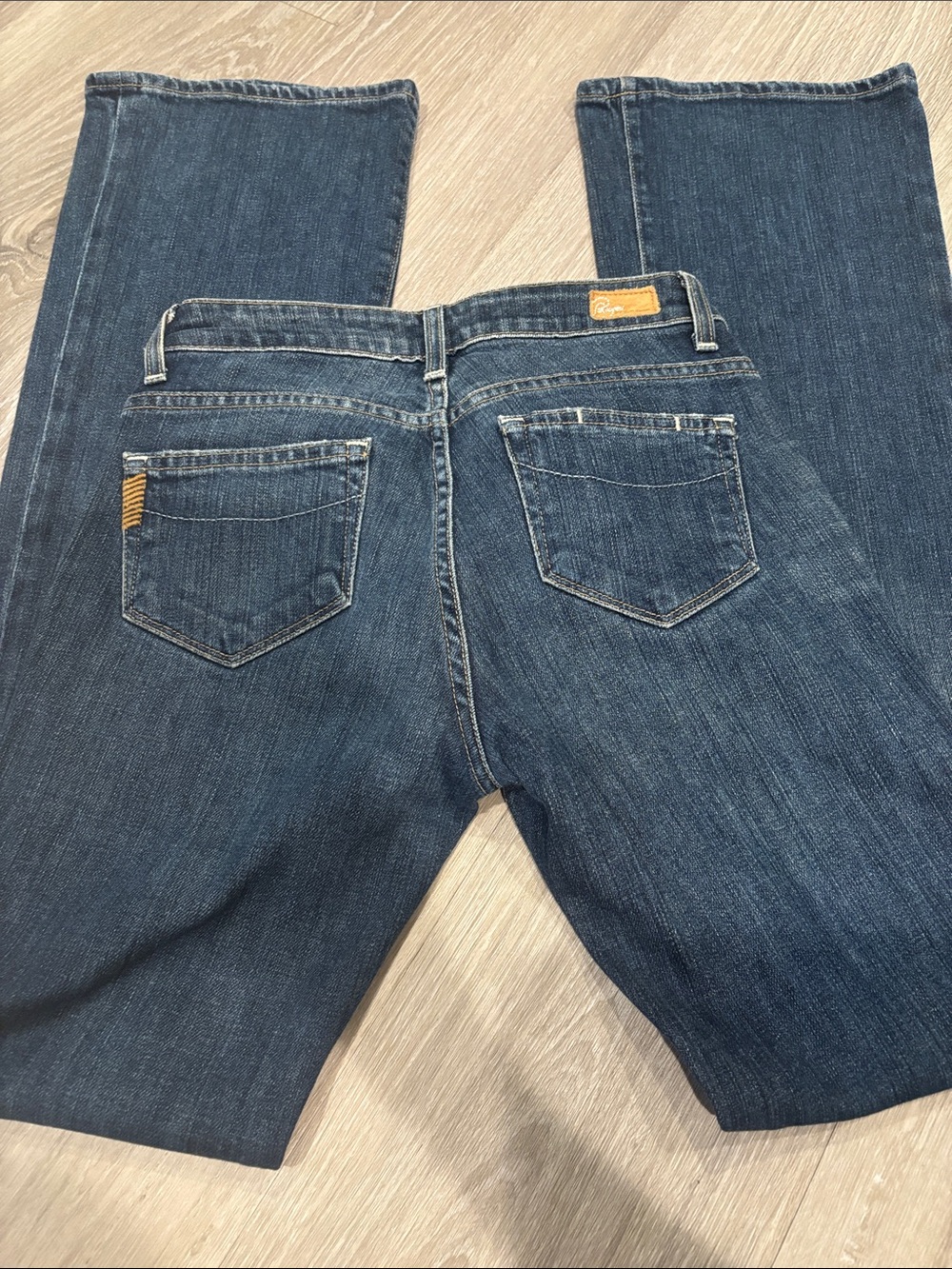 Paige Classic Women's Blue Denim Jeans - size 26